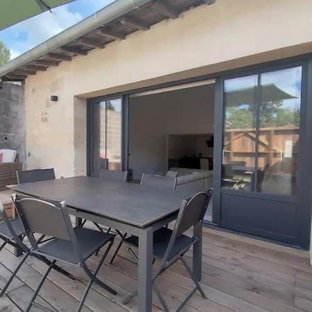 Maison En Pierre Renovee Holiday home Les Artigues-de-Lussac