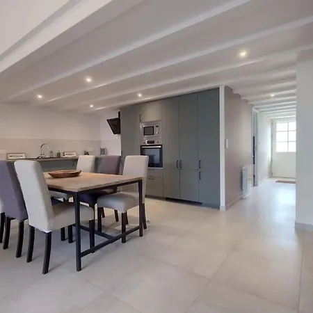 Maison En Pierre Renovee Holiday home Les Artigues-de-Lussac